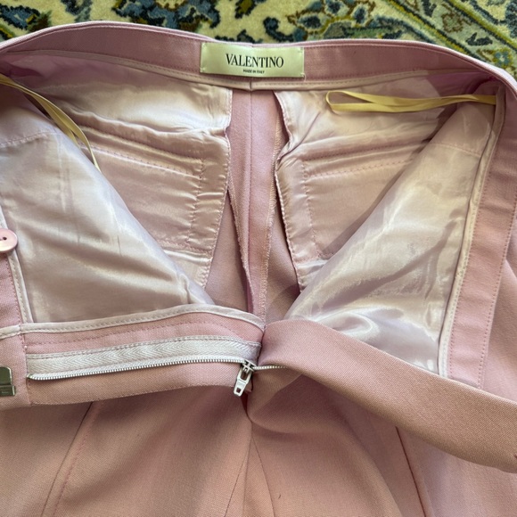 New Valentino Garavani Bow Embellished Wool and Silk Blend Straight Leg Trouser - Picture 3 of 6